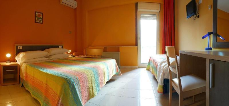 Hotel Michelangelo Teramo Eksteriør billede