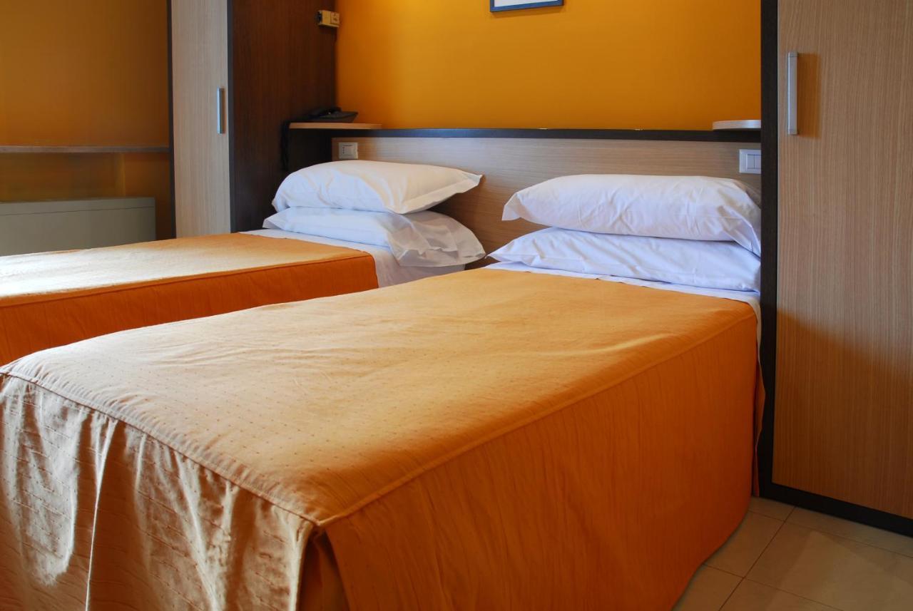 Hotel Michelangelo Teramo Eksteriør billede