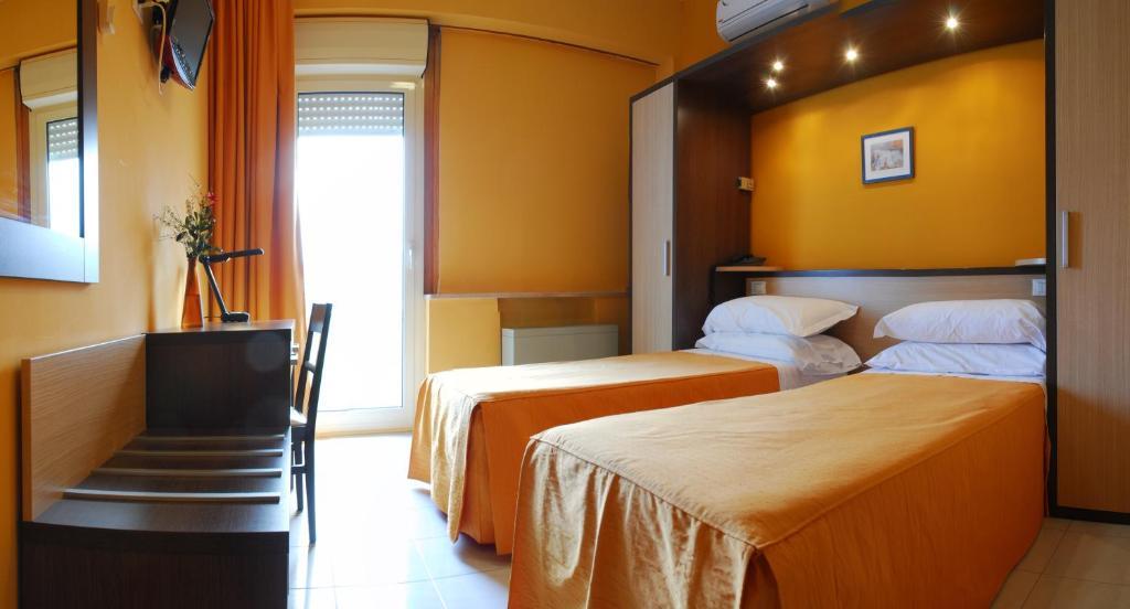 Hotel Michelangelo Teramo Værelse billede