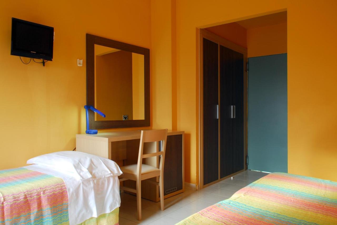 Hotel Michelangelo Teramo Værelse billede
