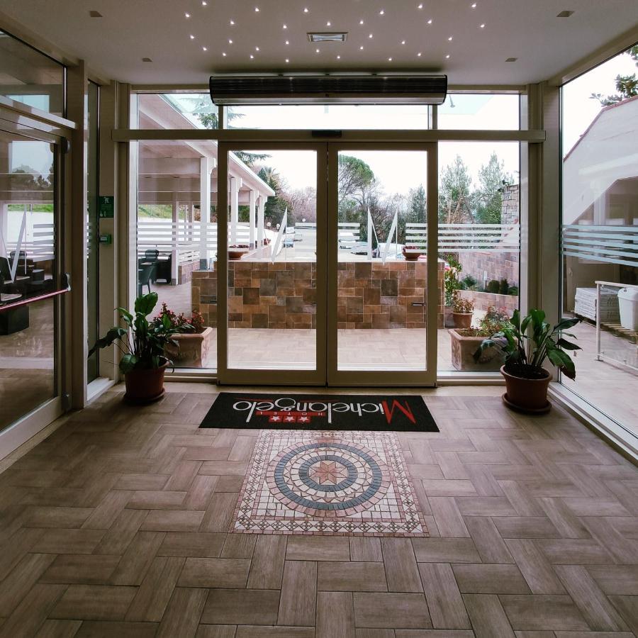 Hotel Michelangelo Teramo Eksteriør billede